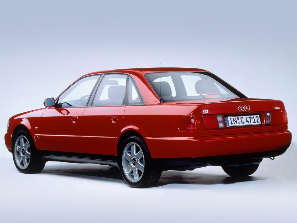 4.2 V8 Quattro (Automático)